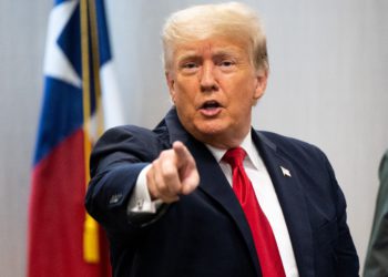 全球利率川普說了算？WSJ：旗下盟友正制定計畫下架鮑爾、削弱聯準會獨立性！