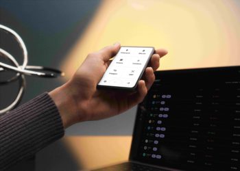 延遲14個月！Ledger Stax新冷錢包終於出貨，iPod之父操刀設計有何特色？