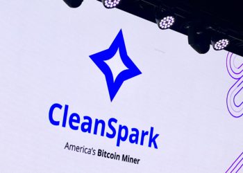 拜登下令拆除「中資比特幣礦場」：太接近核武基地！美國礦企CleanSpark能成功接手？