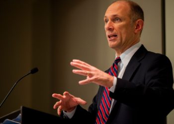 鷹派聯準會官員也改口：通膨數據若持續下降，可以降息..