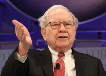 巴菲特嚇出心臟病！波克夏股價「崩跌99.9%」紐交所出包，投資人：搶到賺翻