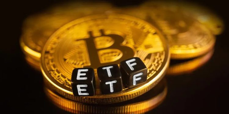 貝萊德：比特幣現貨ETF客群8成為「自主投資者」，投顧多數仍謹慎觀望