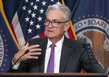 CPI降溫、利率凍漲》為何比特幣衝高7萬後急殺、以太坊跌破3600美元，Fed點陣圖說了什麼？