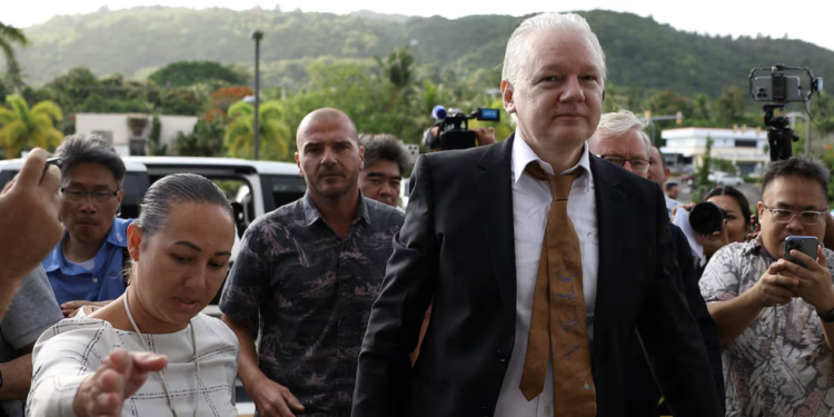 free | 動區動趨-最具影響力的區塊鏈新聞媒體 維基解密14年纏訟落幕》創辦人阿桑奇重獲自由,JUSTICE一週漲超280%