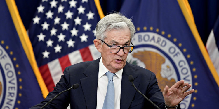 Fed估今年僅降息1次》鮑爾：尚無信心立刻鬆手..比特幣暴漲急煞車