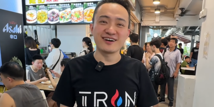 | 動區動趨-最具影響力的區塊鏈新聞媒體 孫宇晨轉型美食部落客!新片推新加坡椰漿飯,店主桑尼拯救過中國足球?