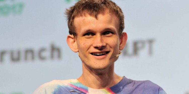 以太坊之父Vitalik多有錢？Arkham完整分析：ETH持倉量全球第2只輸這人