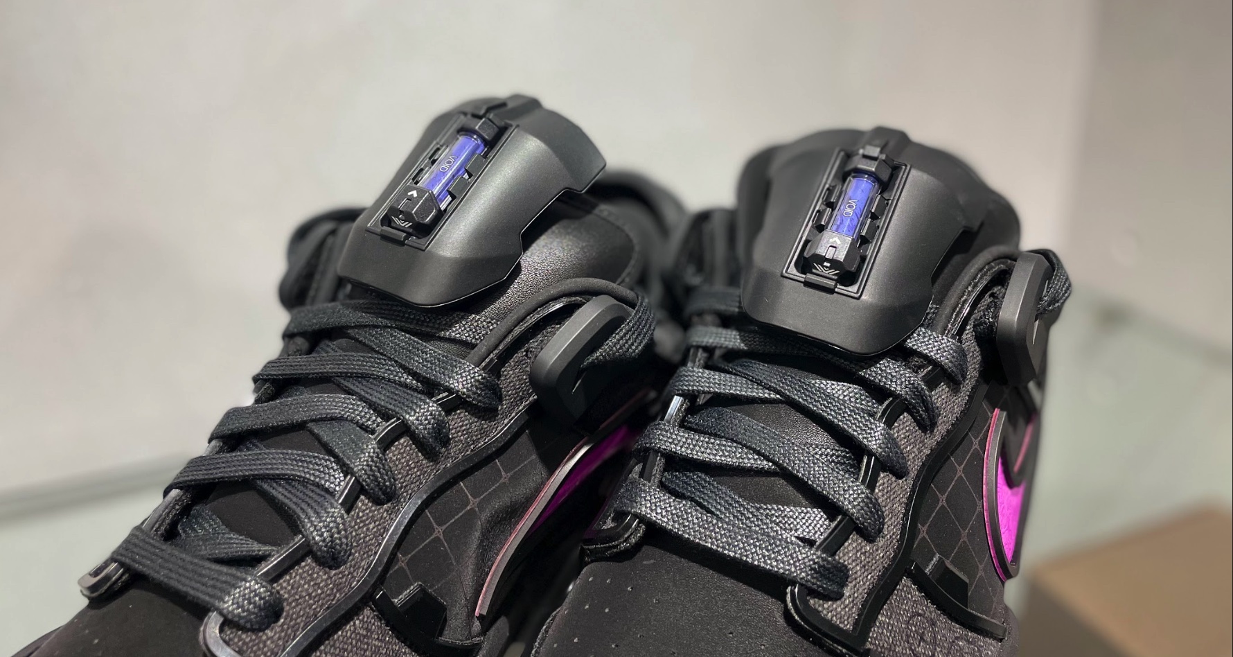 《幣圈潮鞋開箱》RTFKT x Nike Dunk Genesis 滿載賽博龐克風、可拆配件…網友評價曝光
