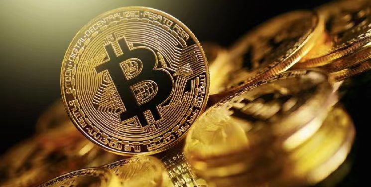 比特幣攀高5.8萬美元！QCP Capital：三大理由顯示BTC過度看跌，以太坊ETF或立大功