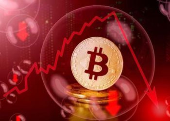 比特幣跌破5.5萬創二月來最低！市場恐懼加溫、鏈上巨鯨逃難