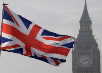 工業革命後首見！英國摔出全球前十大製造國，台灣靠AI成功超車