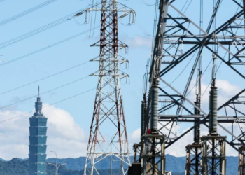 經濟學人喊「台灣缺電」AI發展將受限！前Google執行長施密德：電力是重大瓶頸