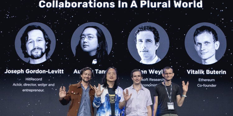 DSC04314 | 動區動趨-最具影響力的區塊鏈新聞媒體 世紀對談精華》高登李維大讚台灣民主「全球注目」,V神盼俄羅斯也能改變