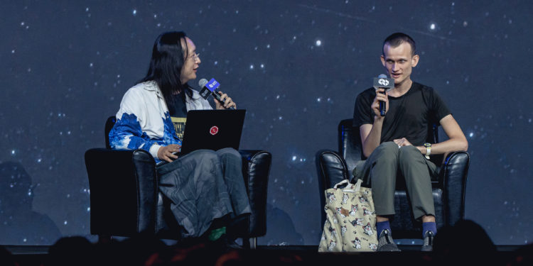 V神、唐鳳ABS閉幕演講：世界需要區塊鏈，可作民主治理實驗沙盒