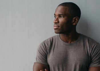 Arthur Hayes 示警：比特幣第二波下殺將臨，戰爭還沒結束..