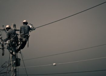 台電情勒：立院若不給千億補貼「10月電價恐大漲12%」，立委轟吸人民血