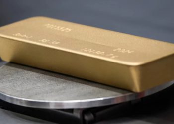 黃金飆破2660鎂再創新高，戰爭避險效應可持續？比特幣會是下一個？