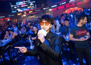 鬧劇》幣圈KOL新加坡遇仙人跳，知情者曝：已遭警方逮補調查強姦罪