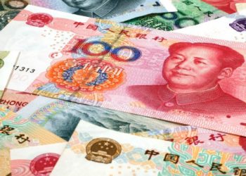 中國民生銀行爆降薪50%、8月失業率創新高，習近平力推「過緊日子」政策