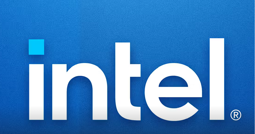 英特爾從半導體王者跌落，找台積電代工、最後淪被高通喊收購，滿手好牌怎輸的？