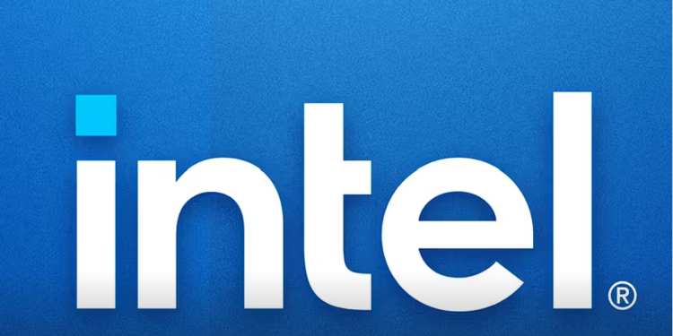 英特爾從半導體王者跌落，找台積電代工、最後淪被高通喊收購，滿手好牌怎輸的？