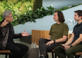 黃仁勳也大讚！《Acquired》憑什麼成為矽谷和華爾街精英必聽的 Podcast？