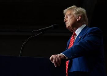 辯輸賀錦麗》川普傳媒股票、TRUMP迷因幣齊跳水，摔出全球富豪Top500