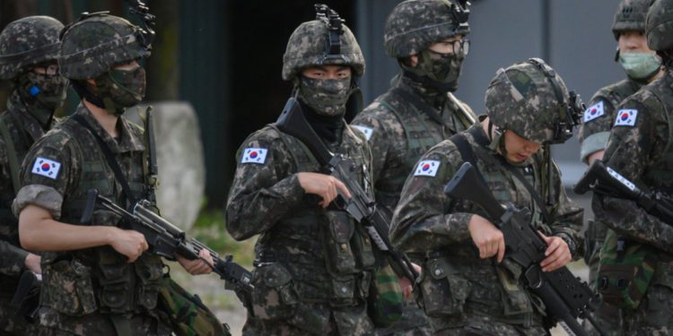 誇張！韓國爆多名軍官抵押軍事機密，借高利貸炒加密貨幣