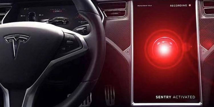 特斯拉變身「辦案神器」美警：哨兵模式蒐證超方便，必要時強制拖吊