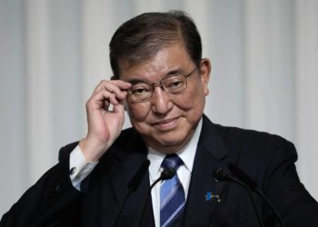 日股狂瀉1900點》新首相石破茂滅火：繼續貨幣寬鬆政策！10/9解散國會