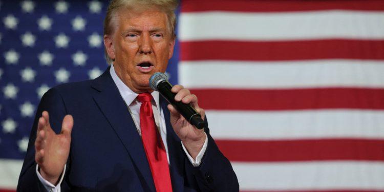 | 動區動趨-最具影響力的區塊鏈新聞媒體 川普提議「廢除聯邦所得稅」:收關稅美國發大財!台積電淪最大受害者?