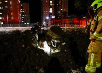 真主黨火箭攻破「鐵穹」防空系統！以色列第3大城遇襲，至少10人受傷