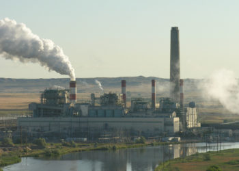 英國關閉最後一座煤電廠「結束142年燃煤歷史」，馬斯克：太陽能將主宰未來