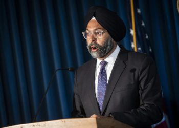 SEC將轉向？強硬派執法部主任離職，3年領導超百起加密監管行動