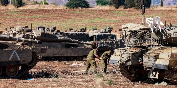 以色列地面部隊入侵黎巴嫩，中東各國反應如何？高盛：黃金明年初上看2900美元