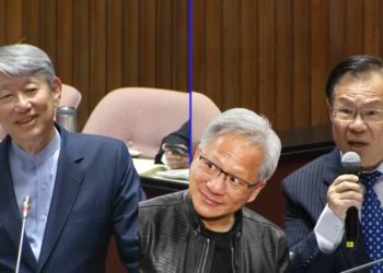 不缺電？黃仁勳來台投資要「綠電100億度」，經濟部長：我們可以給！