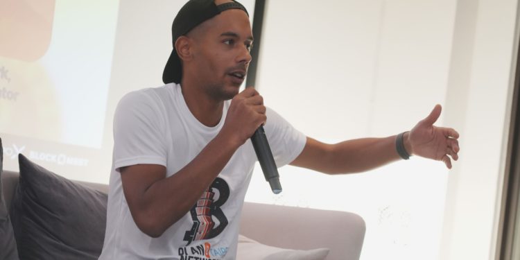 ajelex | 動區動趨-最具影響力的區塊鏈新聞媒體 BTC佈道者Ajelex專訪》Starlink將促大規模應用,比特幣讓金融權力大逆轉