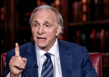 陸股大跌後》人行今上路「互換便利」首期規模5000億人民幣，Ray Dalio：投資中國仍棘手