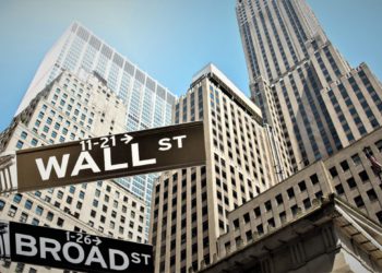 華爾街發債大爆發！六大銀行下週擬發行超 200 億美元債券，應對兩需求
