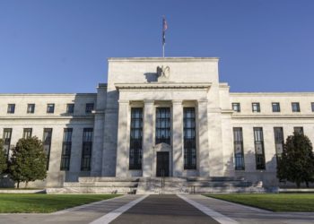 野村證券預言：Fed 12月暫停降息，明年僅降兩碼…川普上任不確定性高