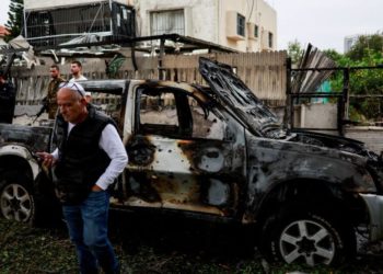 真主黨數百枚「重型火箭彈」報復以色列空襲，黃金衝高上探2,721鎂