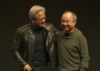 輝達合作軟銀啟動3大計畫：首個AI＋5G電信網路、打造日本最強超級電腦、AI 市集