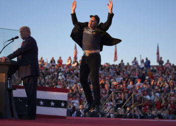 川普勝選大利多！道瓊期貨狂噴超1100點、特斯拉盤前暴漲超12%