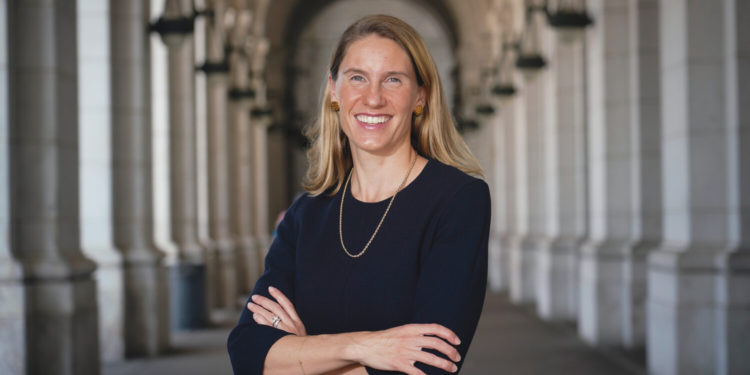 監管好消息！反加密SEC專員Crenshaw提名投票遭撤，或不會連任