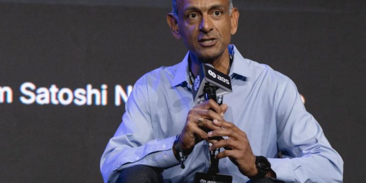 Coinbase 踢爆美國政府的「加密窒息行動」：2022 年遊說多家銀行遠離 Crypto..