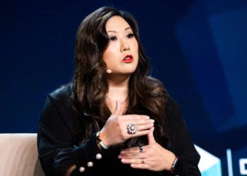 川普欽點「加密女神」來了！ Caroline Pham任代理CFTC主席，亞裔入局加密監管迎來大變革？