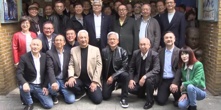 台灣最有錢董事長都在這！黃仁勳宴請35位供應鏈高管，台積電魏哲家、廣達林百里、鴻海劉揚偉全來了