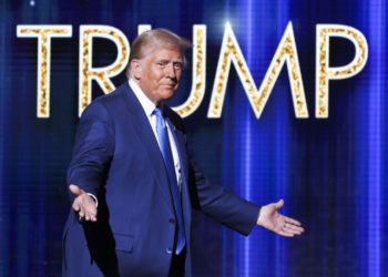 持續更新》川普迷因幣$TRUMP是詐騙嗎？市值超PEPE成第三大MEME、團隊佔80%代幣…