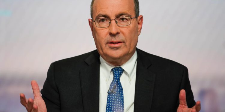 降息泡湯？聯準會官員放鷹「可能要升息抑制通膨逆轉」