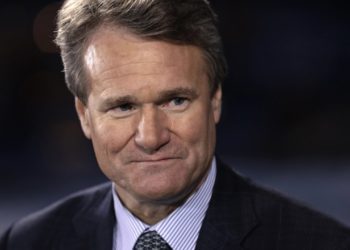 美國銀行CEO：將推出掛鉤客戶美元存款的穩定幣，就等監管法案落地